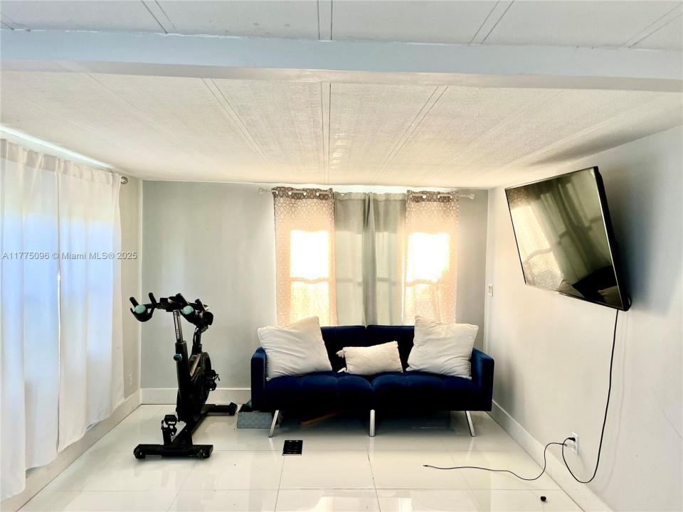 21831 NW 7th Ct, Pembroke Pines, Florida 33029, HOA KỲ