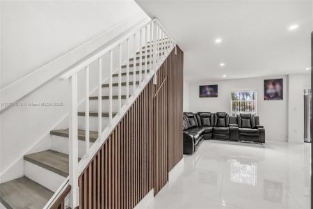 8775 Park Blvd 111, Miami, Florida 33172, USA