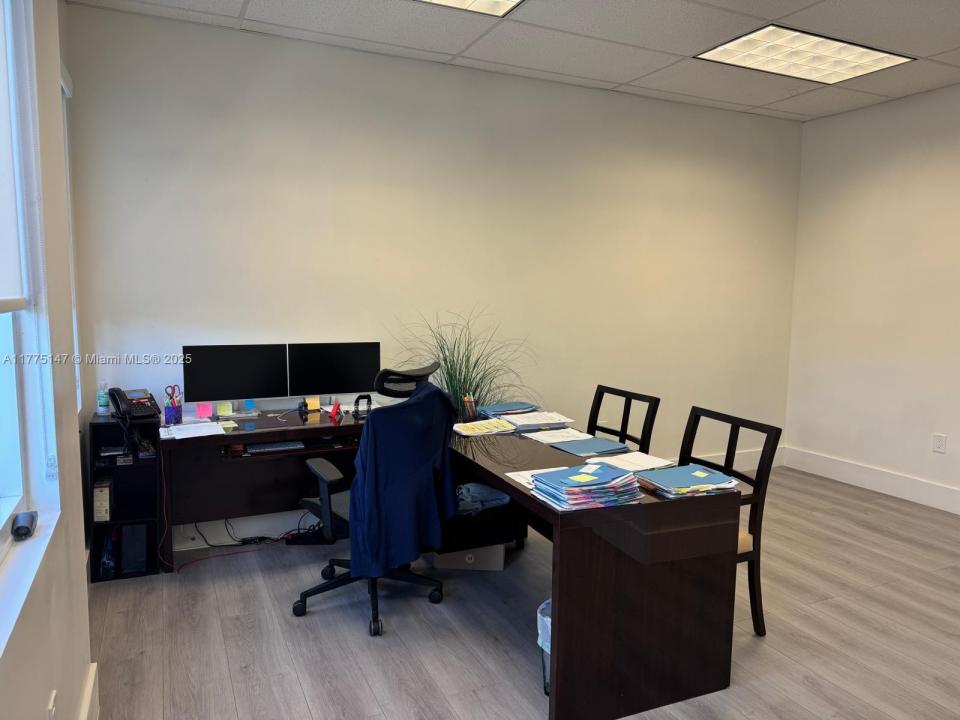 2893 Executive Park Dr, Weston, Флорида 33331, Соединенные Штаты