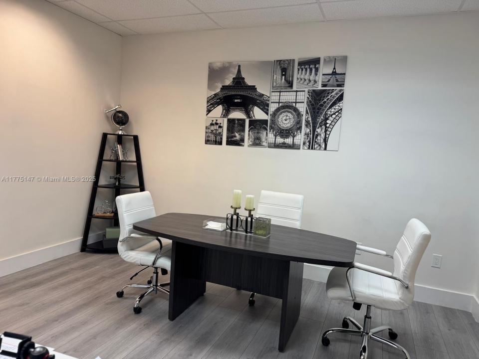 2893 Executive Park Dr, Weston, Флорида 33331, Соединенные Штаты