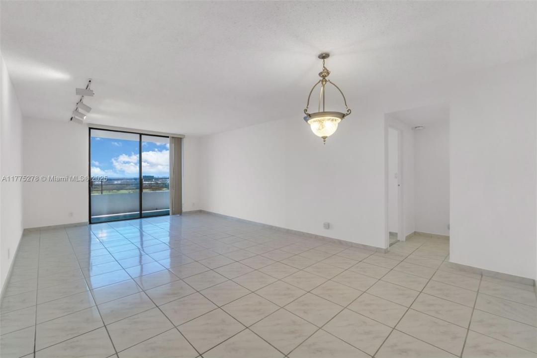 600 Three Islands Blvd 1207, Hallandale Beach, 佛羅里達州 33009, 美國