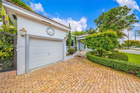 1135 SW 62nd Ave, West Miami, Florida 33144, USA