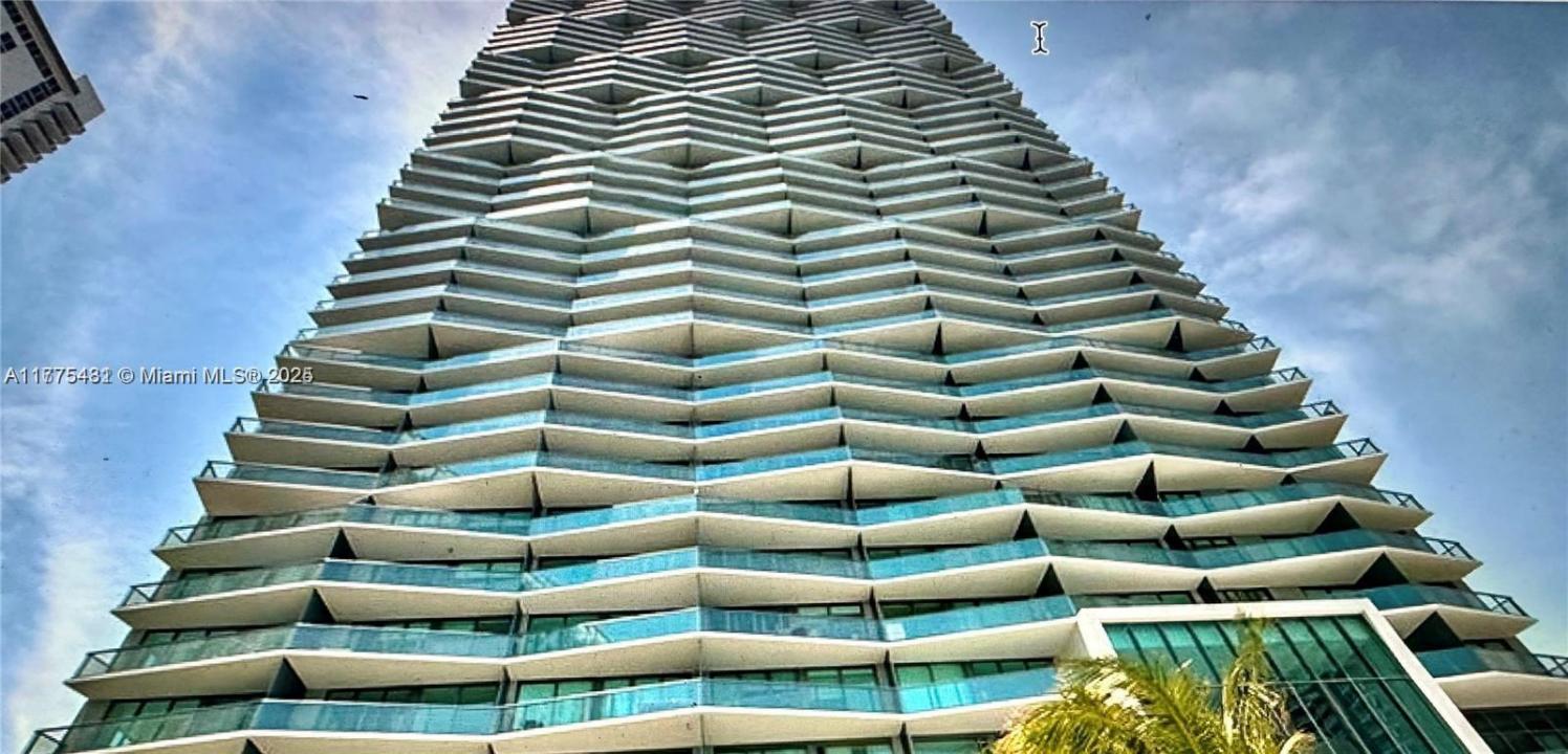 460 NE 28th St 1907, Miami, פלורידה 33137, ארצות הברית של אמריקה