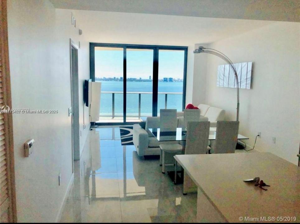 460 NE 28th St 1907, Miami, פלורידה 33137, ארצות הברית של אמריקה