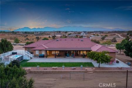 Stuveling Street, Oak Hills, Калифорния 92344, Соединенные Штаты