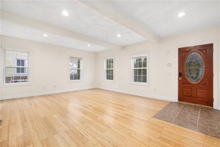 982 Plainfield Street 4, Johnston, Rhode Island 02919