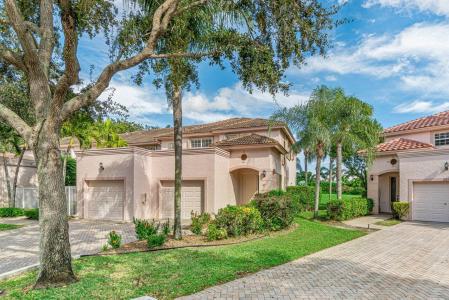 8050 Aberdeen Drive 202, Boynton Beach, Florida 33472