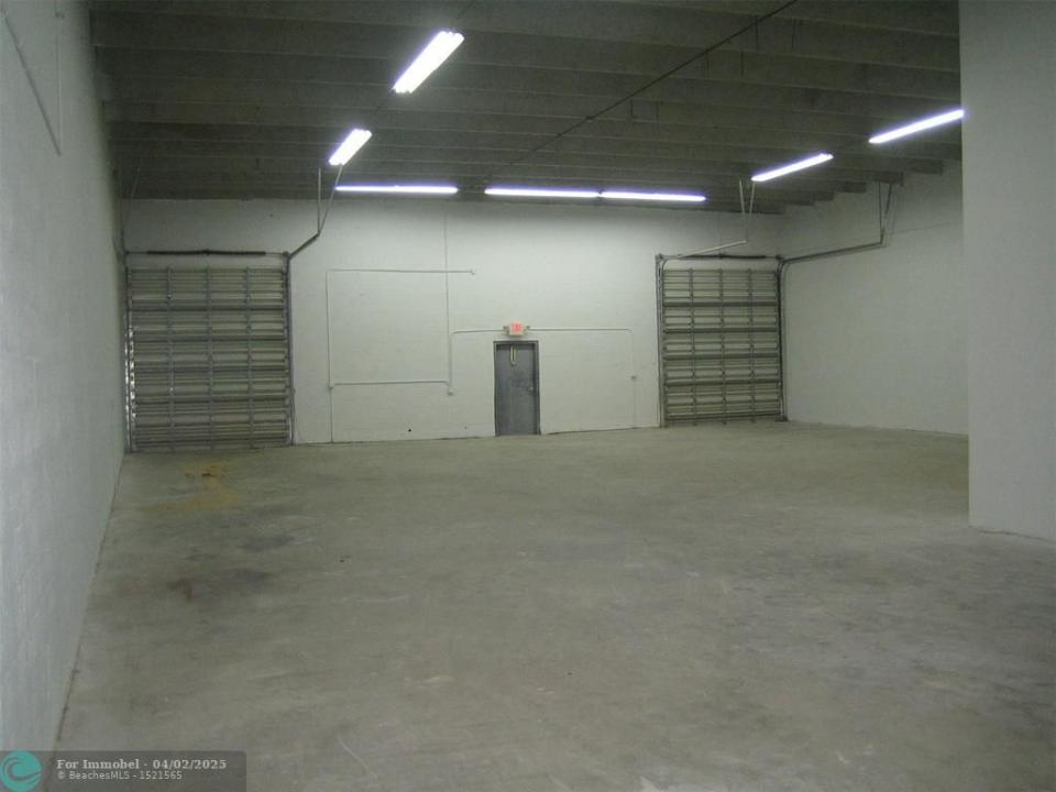 1320 Stirling Rd 1320 8A, Dania Beach, Florida 33004, Estados Unidos
