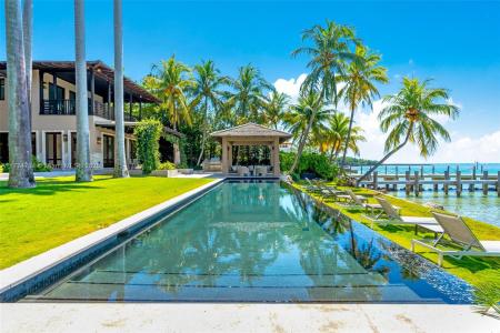 9 Harbor Pt, Key Biscayne, Florida 33149