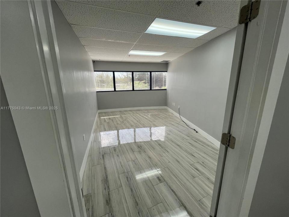 9600 NW 25th St 4G, Doral, フロリダ 33172, アメリカ合衆国