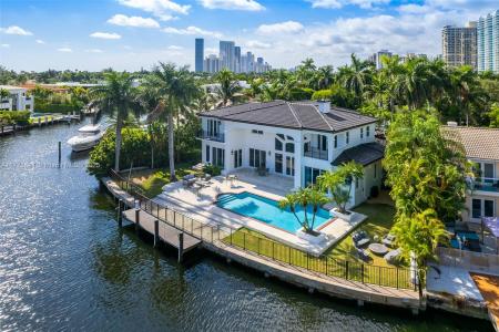 455 Centre Is, Golden Beach, Florida 33160, USA