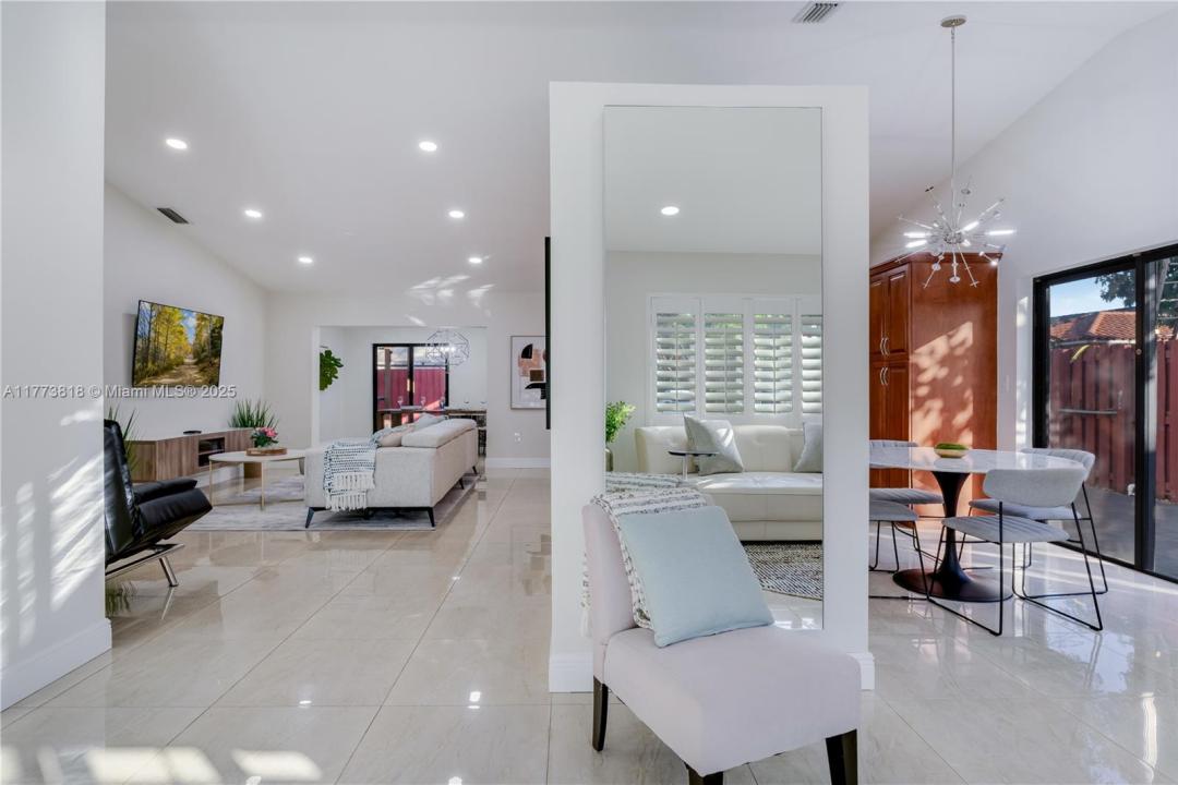 14517 SW 98th Ter, Miami, 佛罗里达州 33186, 美国