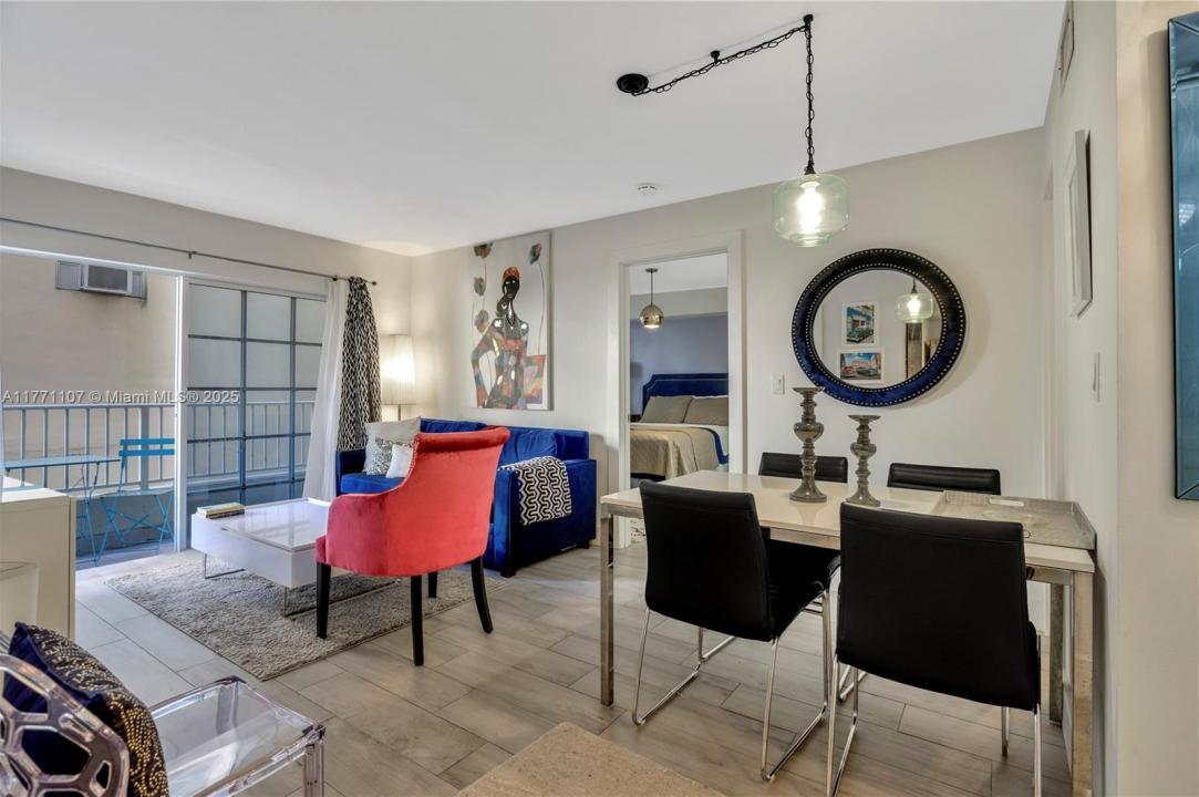2600 Collins Ave 204, Miami Beach, Florida 33140, Amerika Birleşik Devletleri