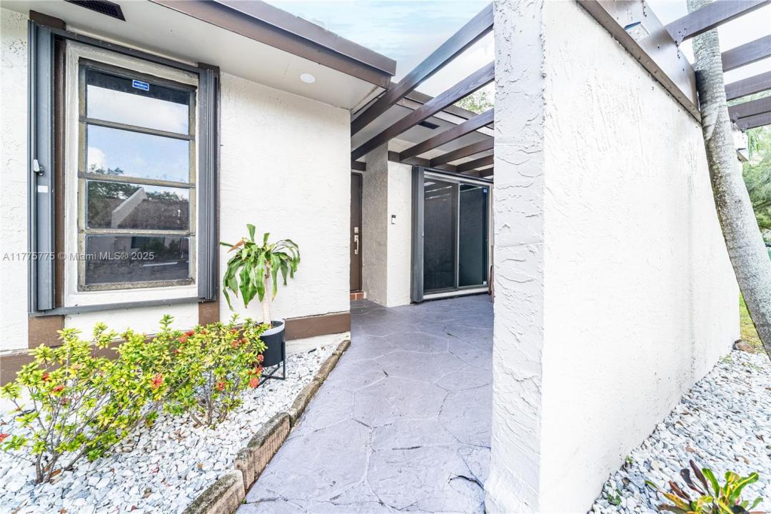 1611 NW 96th Ter, Pembroke Pines, 플로리다 33024, 미국