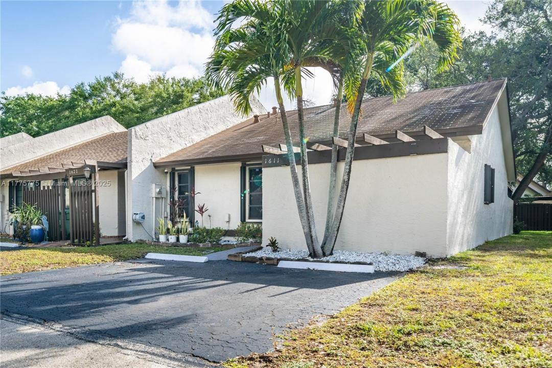 1611 NW 96th Ter, Pembroke Pines, 플로리다 33024, 미국