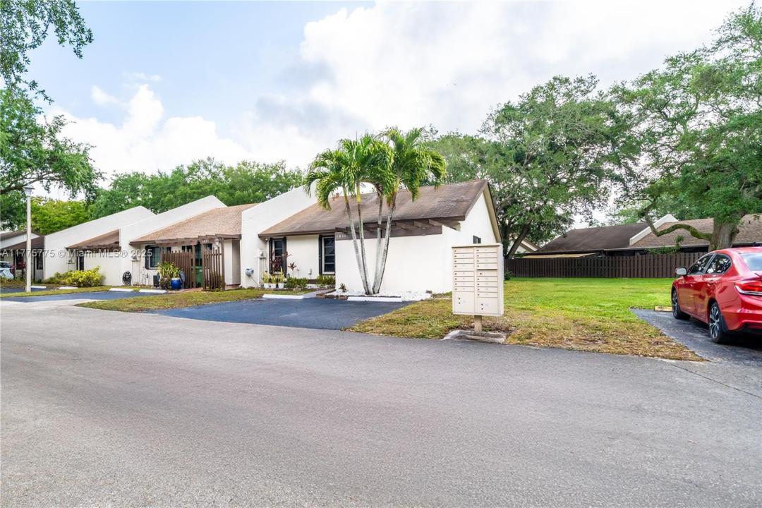 1611 NW 96th Ter, Pembroke Pines, 플로리다 33024, 미국