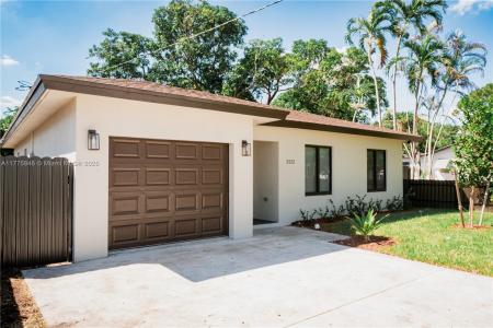 2522 NW 9th Pl, Fort Lauderdale, Florida 33311, USA