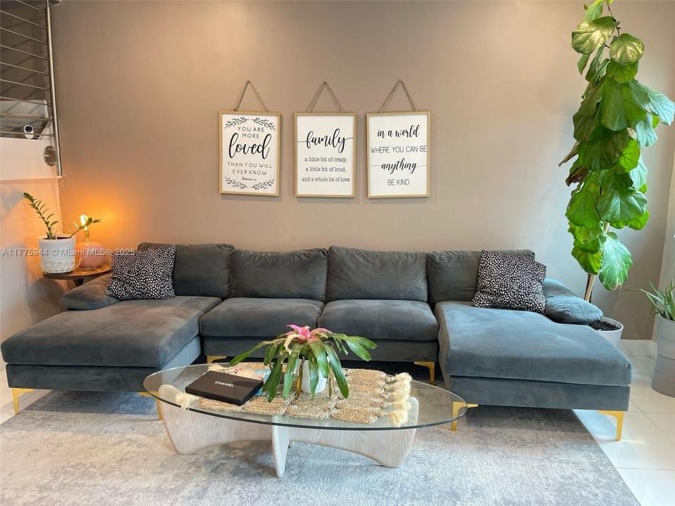 10365 NW 66th St 10365, Doral, Florida 33178