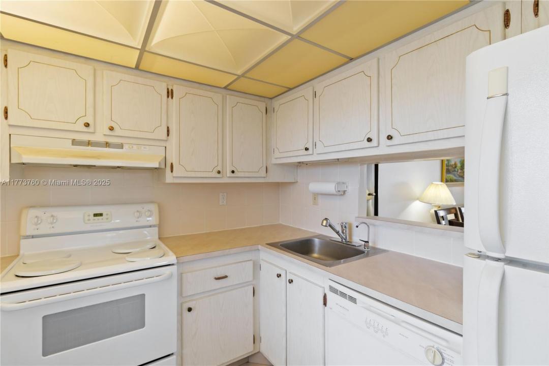 4850 NW 29th Ct 423, Lauderdale Lakes, Florida 33313, Estados Unidos