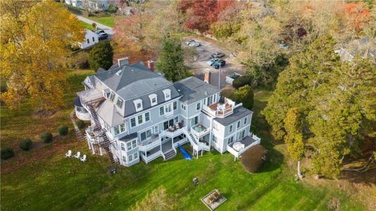44 Bliss Mine Road 4, Middletown, Rhode Island 02842