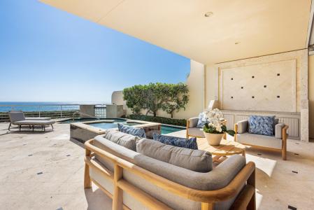 2 Sloans Curve Drive, Palm Beach, Florida 33480