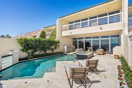 2 Sloans Curve Drive, Palm Beach, Florida 33480