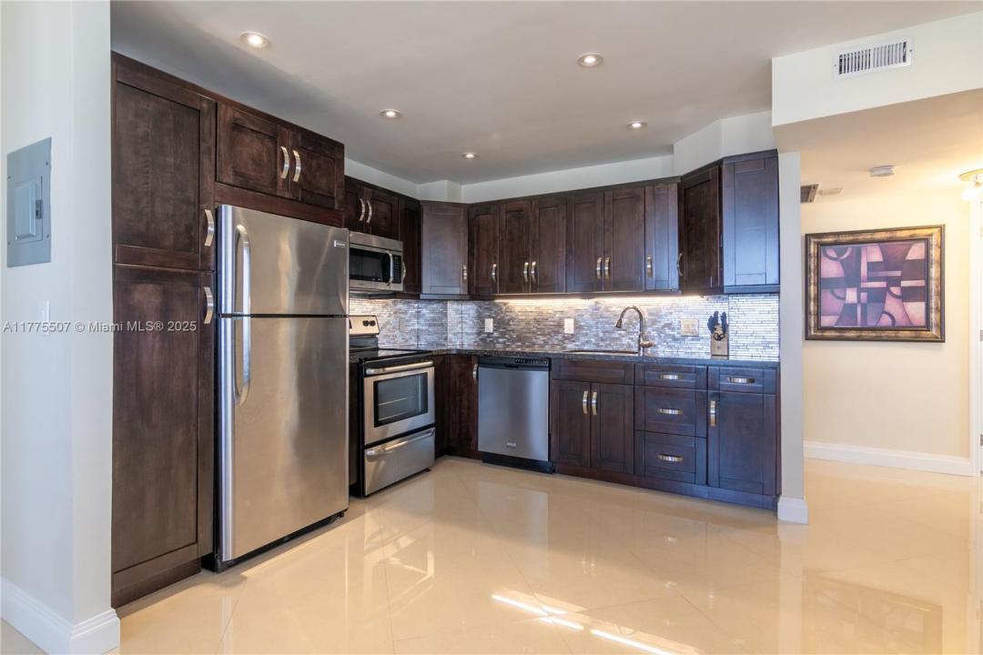 1965 S Ocean Dr 9F, Hallandale Beach, Floride 33009, États-Unis