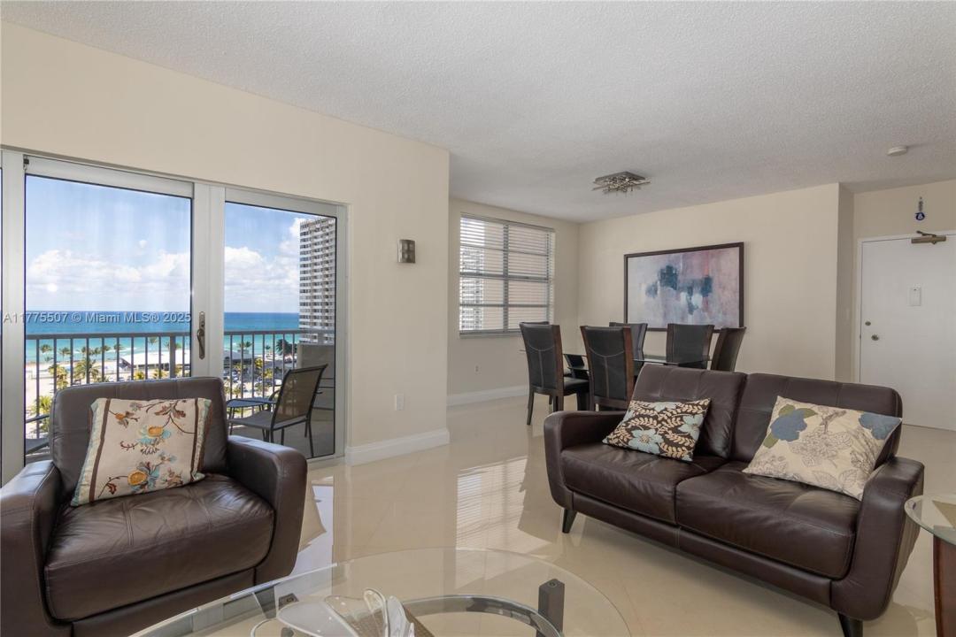 1965 S Ocean Dr 9F, Hallandale Beach, Floride 33009, États-Unis