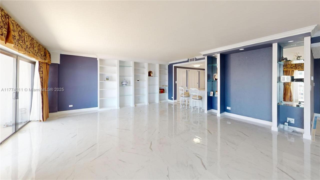 1800 NE 114th St 1706, Miami, Florida 33181, USA
