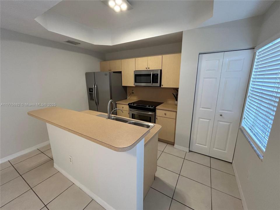 4961 Leeward Ln 3102, Dania Beach, Florida 33312, Amerika Birleşik Devletleri