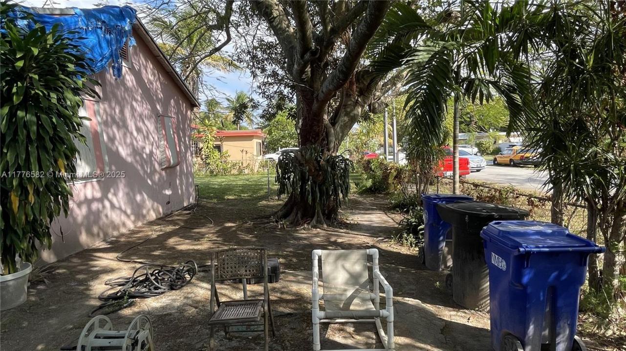 17301 NE 4th Ave, North Miami Beach, Florida 33162, Estados Unidos