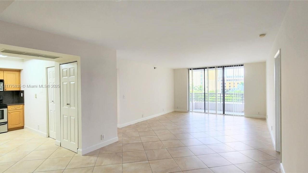 3300 NE 191st St 614, Aventura, Florida 33180