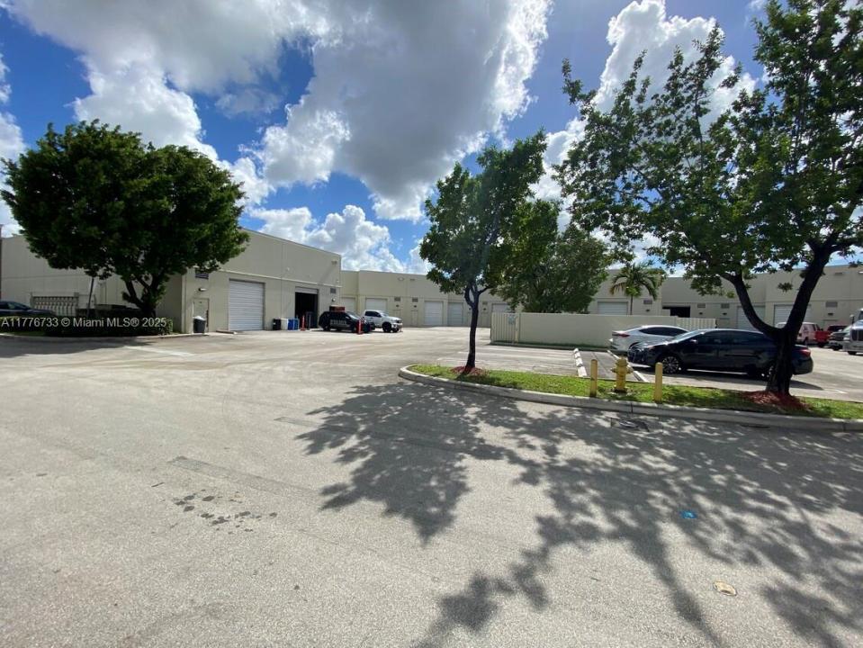 2051 NW 112th Ave 127, Sweetwater, Florida 33172