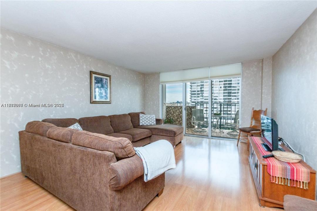 2780 NE 183rd St 712, Aventura, Florida 33160, Estados Unidos