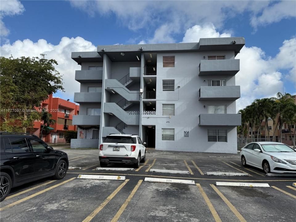 495 NW 72nd Ave 305, Miami, 플로리다 33126, 미국