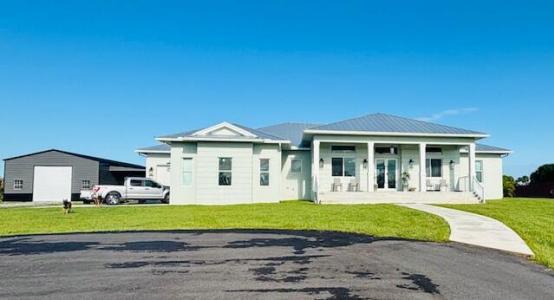 1071 S Header Canal Road, Fort Pierce, Florida 34945, USA