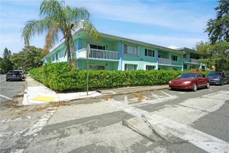 421 S Lakeside Dr 10, Other City - In The State Of Florida, Florida 33460, USA