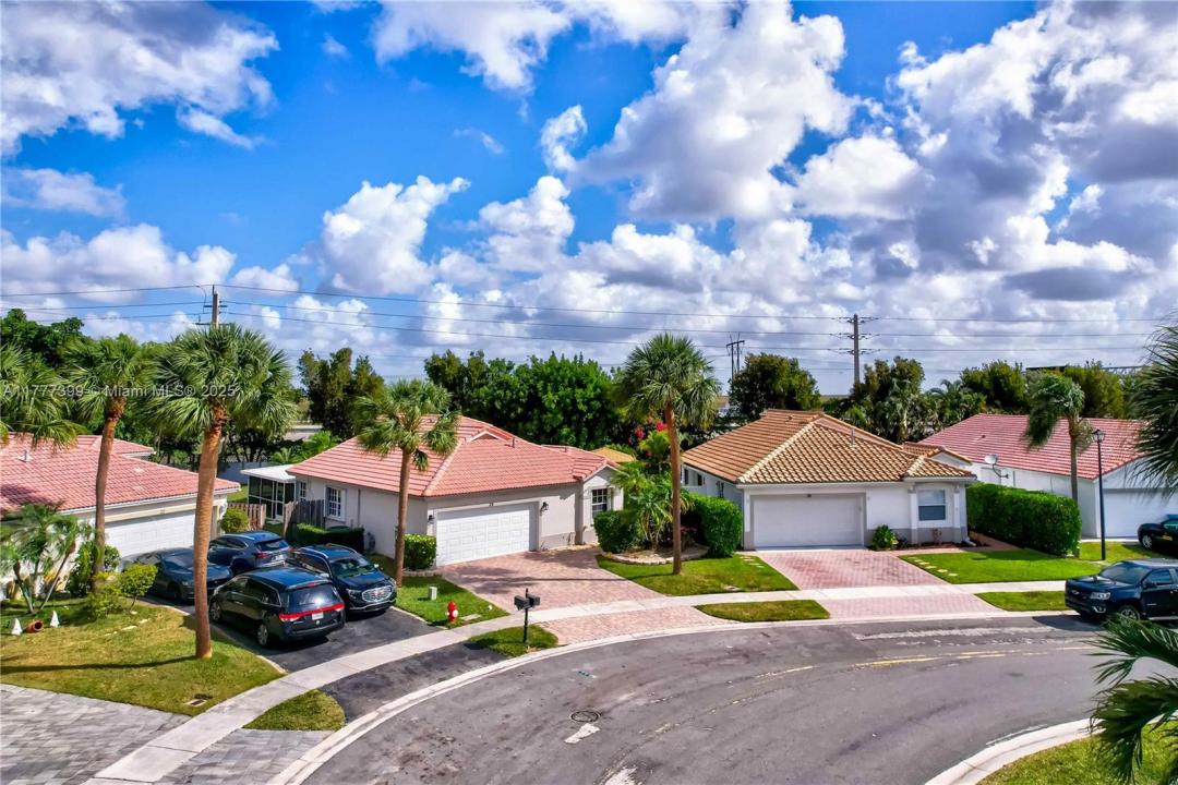 24 Gables Blvd, Weston, Florida 33326, Estados Unidos