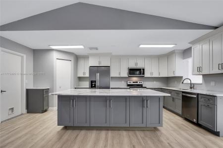 123 Stillwater Cir, Jupiter, Florida 33458, USA