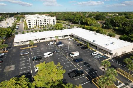 8427 W Mcnab Rd 8427-31, Tamarac, Florida 33321, USA