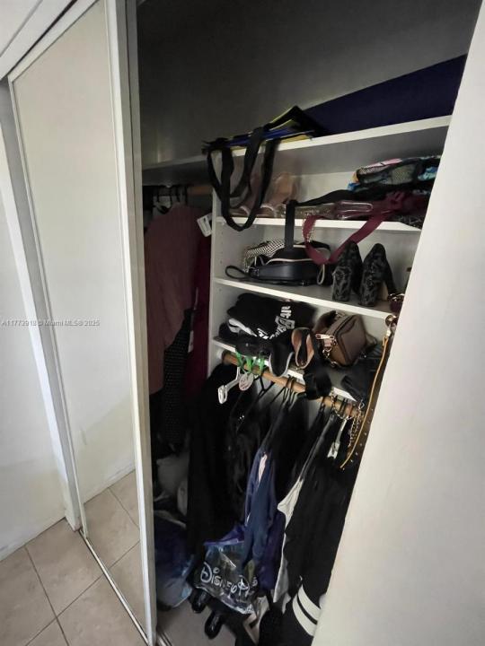 9460 Live Oak Pl 309, Davie, Florida 33324, Estados Unidos