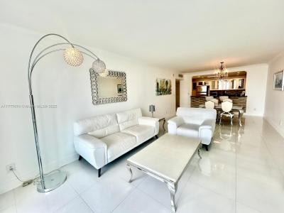 19370 Collins Ave 1015, Sunny Isles Beach, Florida 33160, USA