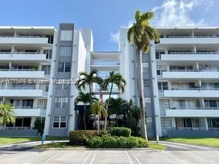 1080 94 ST 110, Bay Harbor Islands, Florida 33154, USA