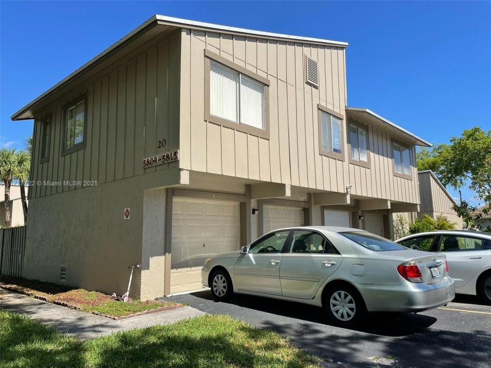 5809 NW 21st St 20-A, Lauderhill, פלורידה 33313, ארצות הברית של אמריקה 