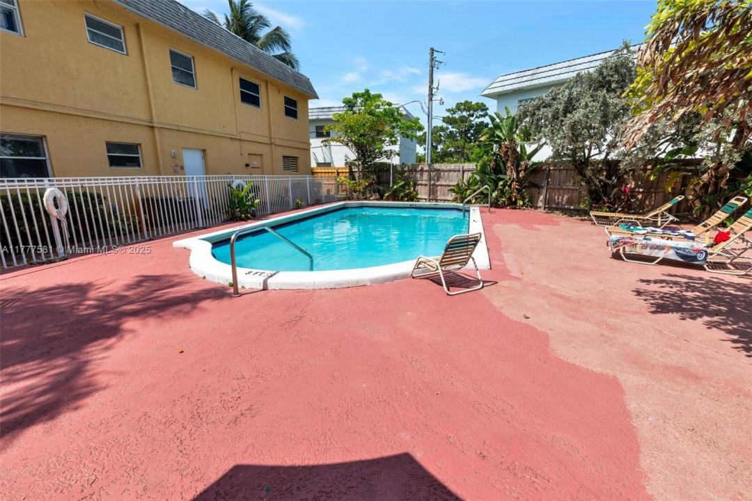 4061 N Dixie Hwy 29, Oakland Park, Florida 33334, USA