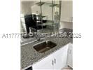 870 NE 207th Ter 201-9, Miami, Флорида 33179, Соединенные Штаты