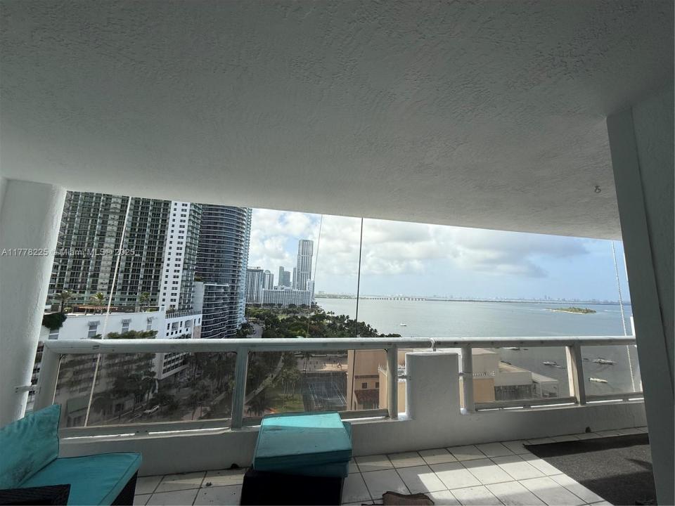 1717 N Bayshore Dr A-1639, Miami, Floride 33132, États-Unis