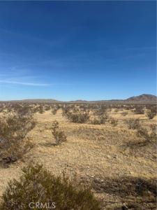 Sky View Road, Oro Grande, 加州 92368, 美國