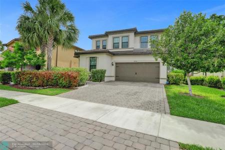 8241 NW 79th Ave, Tamarac, Florida 33321, Stati Uniti