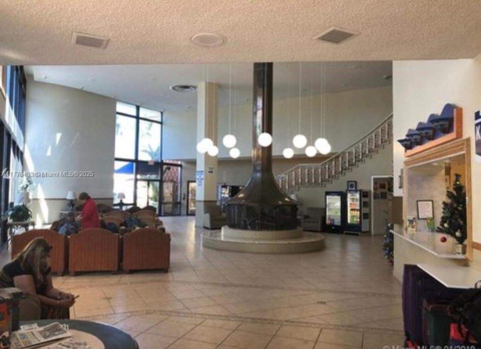 26 Diplomat Pkwy 2248, Hallandale Beach, Florida 33009, Stati Uniti